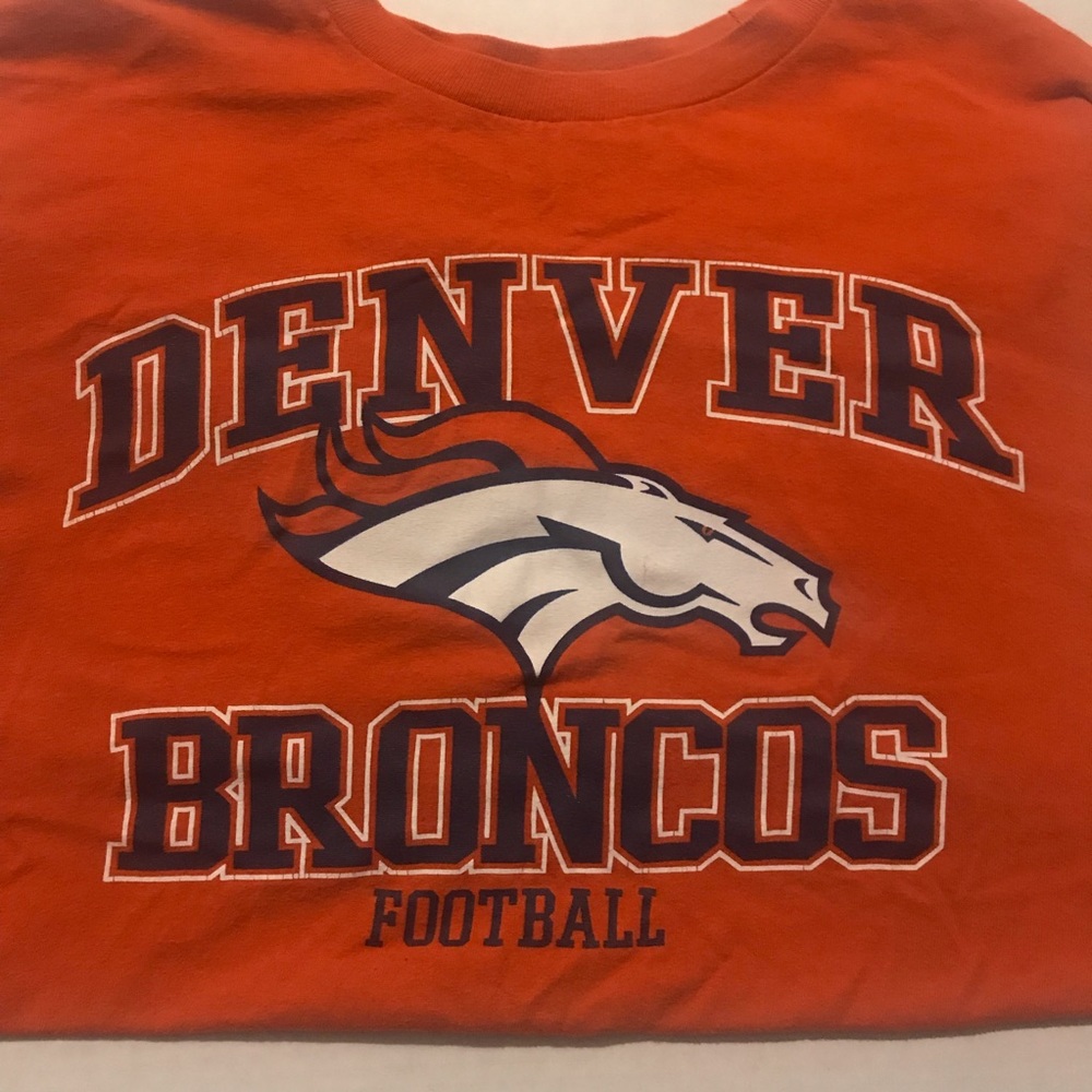 NFL TEAM APPAREL DENVER BRONCOS shirt size large
